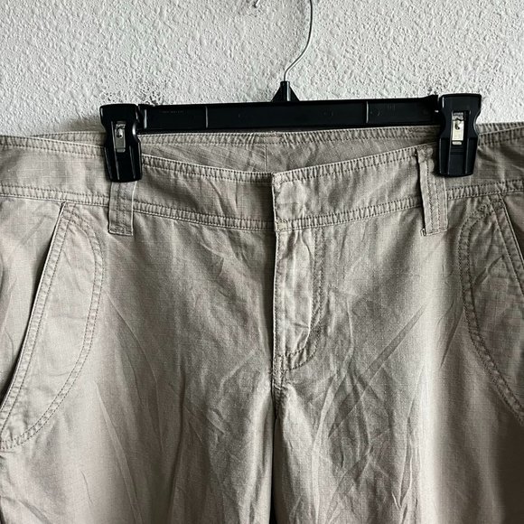 The North Face Women's Almatta Cropped Capri Khaki Pants Size 12 - Picture 5 of 12